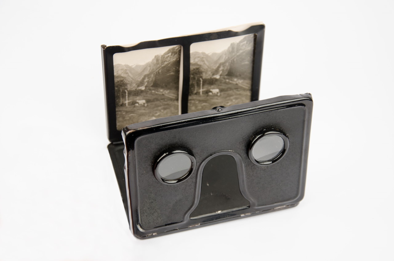 Stereoskop kieszonkowy z lat 20.